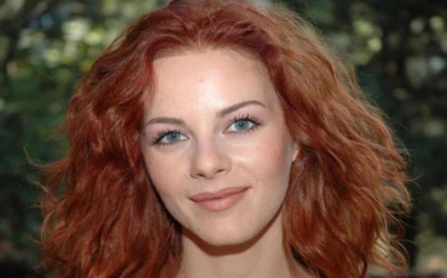 Η καλλονή των σίριαλ έγινε μοναχή στην Κένυα: Όσα δεν γνώριζες για την ηθοποιό Ναταλία Λιονάκη