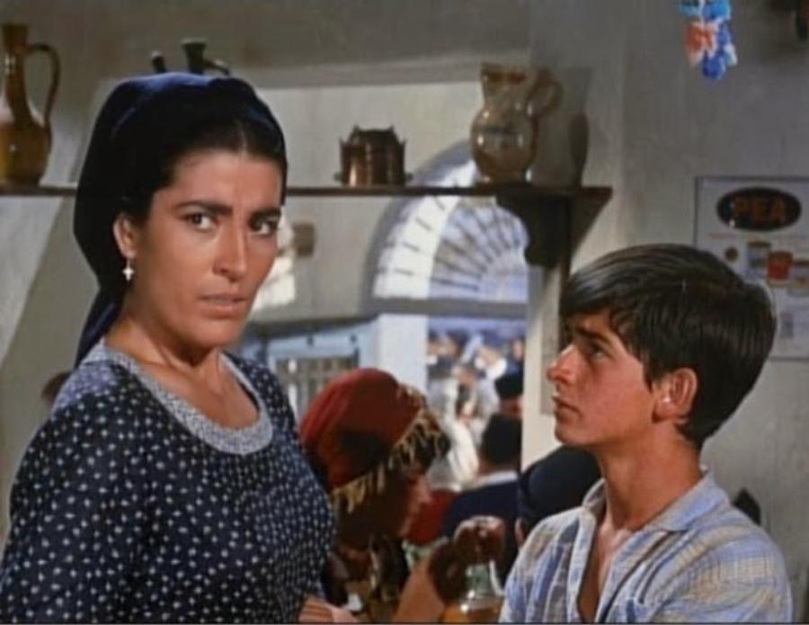 Ειρήνη Παπά: Γνωστή και ως ζωντανή Καρυάτιδα, η περίεργη σχέση με τον πατέρα της, η σπουδαία καριέρα και η μάχη με το Αλτσχάιμερ