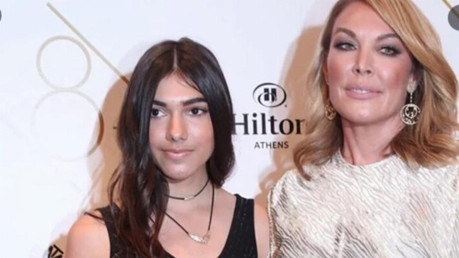 Λυδία Ευαγγελάτου: Η κόρη του Νίκου και της Τατιάνας, έγινε 18χρονών, είναι μία μελαχρινή καλλονή και μοιάζει στον μπαμπά της