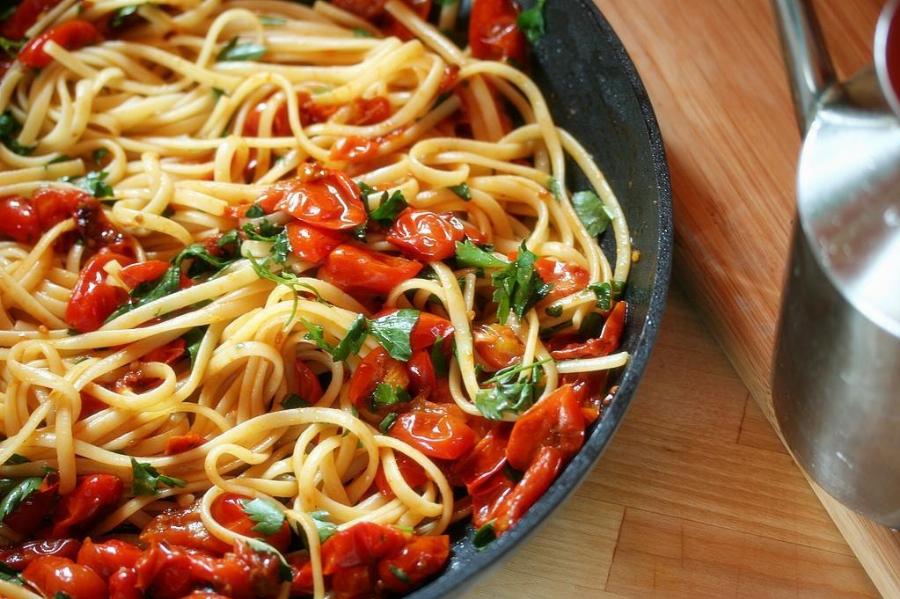 Τέλεια μακαρονάδα: Αυτά είναι τα 5 κόλπα για να φτιάξετε την καλύτερη μακαρονάδα