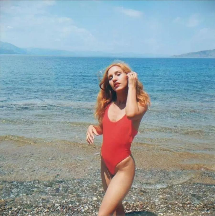 Γεράσιμος Σκιαδαρέσης – Μπέσυ Μάλφα: Οι δίδυμες κόρες τους μεγάλωσαν και εντυπωσιάζουν