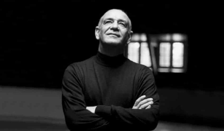 Το τελευταίο ζεϊμπέκικο: Αποθέωση από τον κόσμο όταν ο Μητροπάνος χόρεψε την Ρόζα 17 μέρες πριν πεθάνει