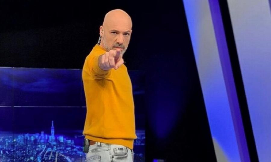 Νίκος Μουτσινάς: Η πραγματική ηλικία του – Δεν το περιμέναμε