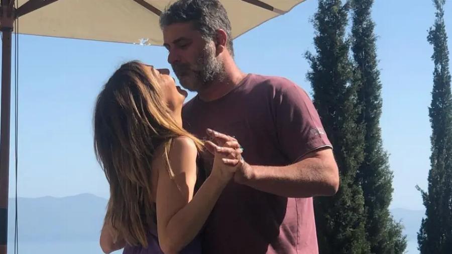 Ο έρωτας δεν κρύβεται: Δέσποινα Βανδή-Βασίλης Μπισμπίκης – Νέες φωτογραφίες από τις διακοπές του Πάσχα