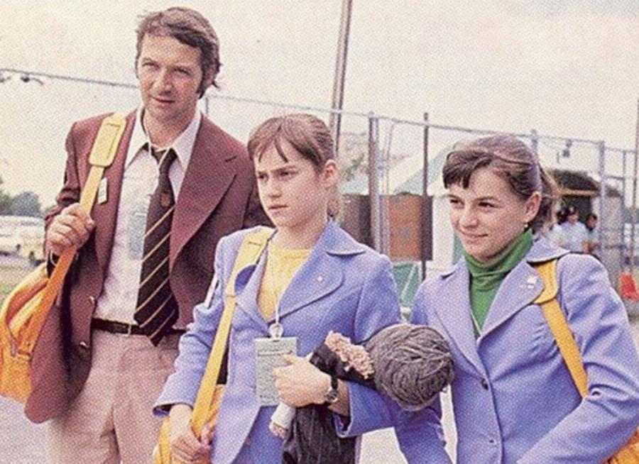 Νάντια Κομανέτσι: Το τέλειο 10άρι της ρυθμικής, τα 44 χάπια καθημερινά, η κακοποίηση στις προπονήσεις και η απόδραση στις ΗΠΑ