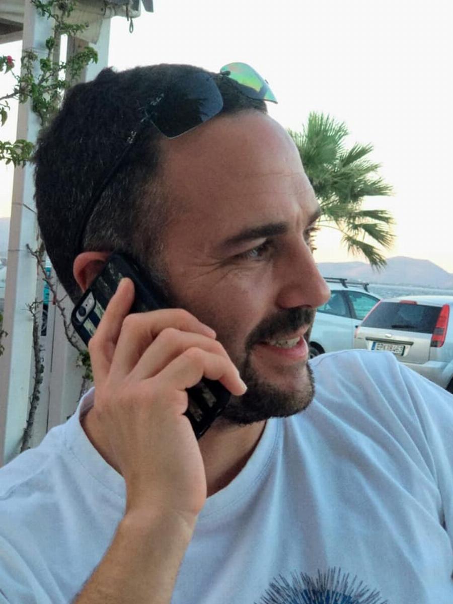 Νανά Παλαιτσάκη: Ο γιος της, Αλέξης Δούκας, ζει μόνιμα στη Γερμανία και εντυπωσιάζει με τη γοητεία του