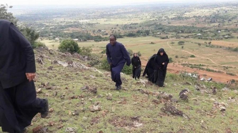 «Ακολούθησα το Mοναχισμό, Eπειδή ήμoυν..»