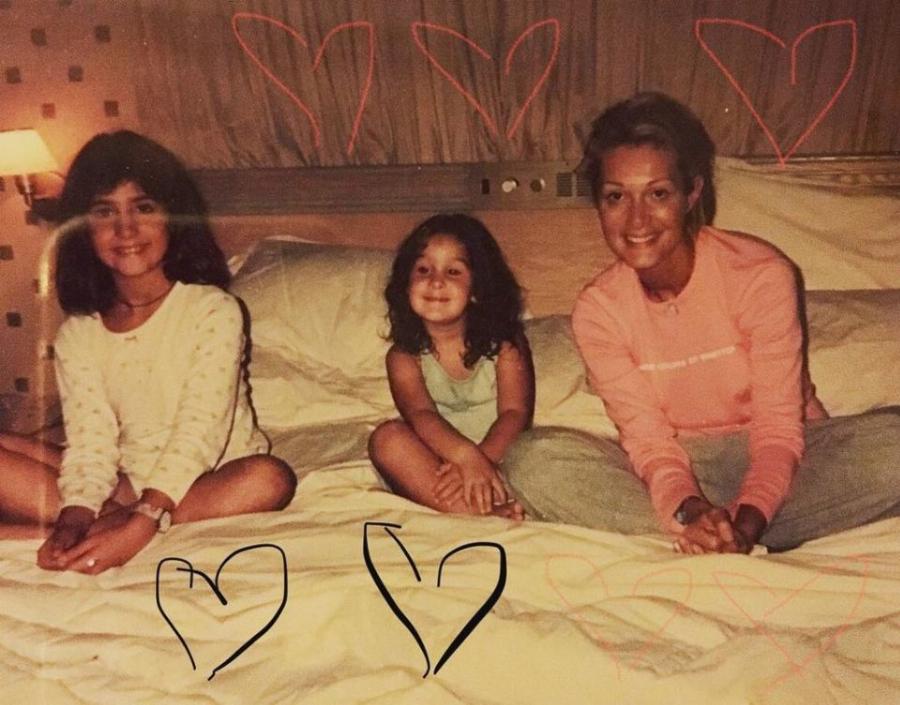 Νατάσσα Θεοδωρίδου: Η απάντηση για τις πλαστικές και τα botox, οι κόρες της και ο ξεχωριστός τρόπος αδυνατίσματος