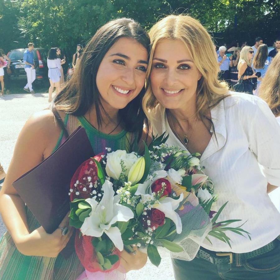 Νατάσσα Θεοδωρίδου: Η απάντηση για τις πλαστικές και τα botox, οι κόρες της και ο ξεχωριστός τρόπος αδυνατίσματος