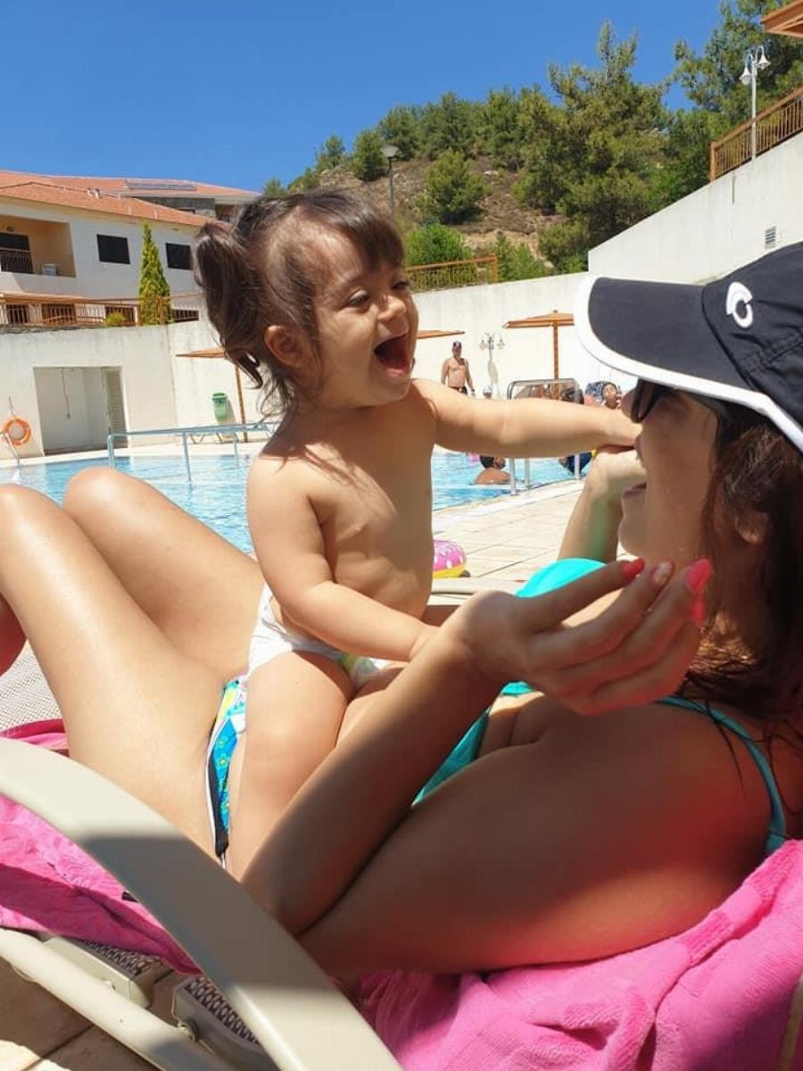 Εξομολόγηση: «Νιώθω ευλογημένη που έχω ένα κοριτσάκι με σύνδρομο Down – Ήθελα να καταλάβει πόσο πολύ την αγαπάμε»