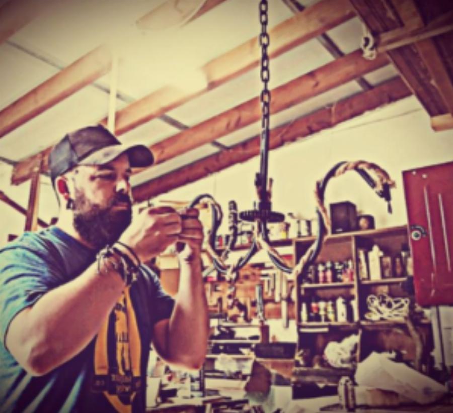 Νίκος Ρουβάς: Αυτός είναι ο τρίτος αδερφός του Σάκη Ρουβά που δεν γνωρίζουν πολλοί και μένει μακριά από τα φώτα της δημοσιότητας