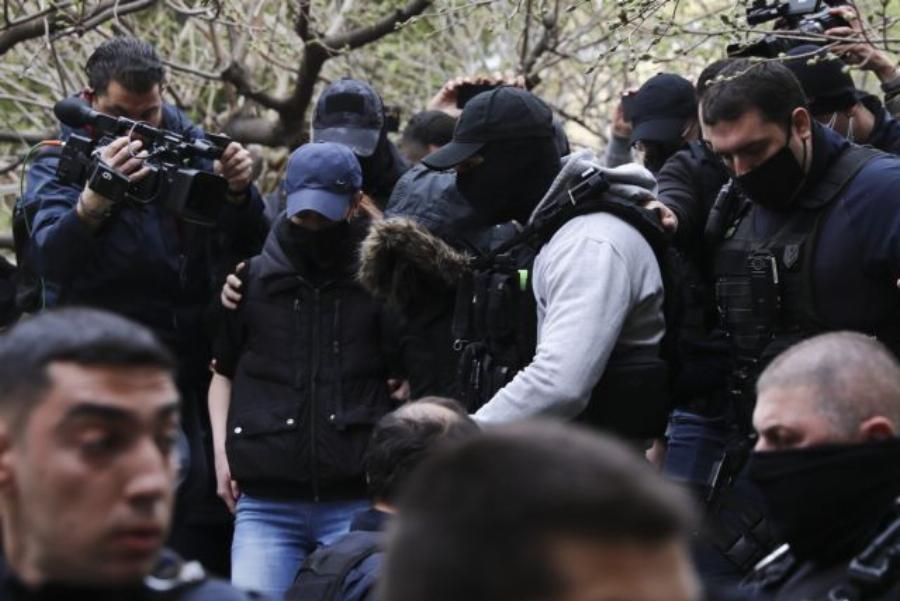 Ραγδαίες εξελίξεις: Τεστ πατρότητας για Μαλένα και Ίριδα ζητάει ο Μάνος Δασκαλάκης