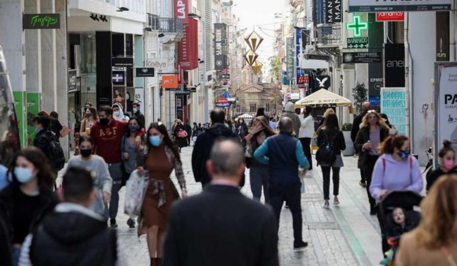 Πρωτοφανής πτώση στα σουπερμάρκετ: Τέλος οι αγορές για ρούχα, παπούτσια