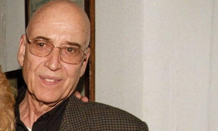 Μάκης Ρευματάς: Οι συμμετοχές που έγραψαν ιστορία, η χαρακτηριστική φωνή, η άνιση μάχη με τη λευχαιμία και ο θάνατος στα 77 του