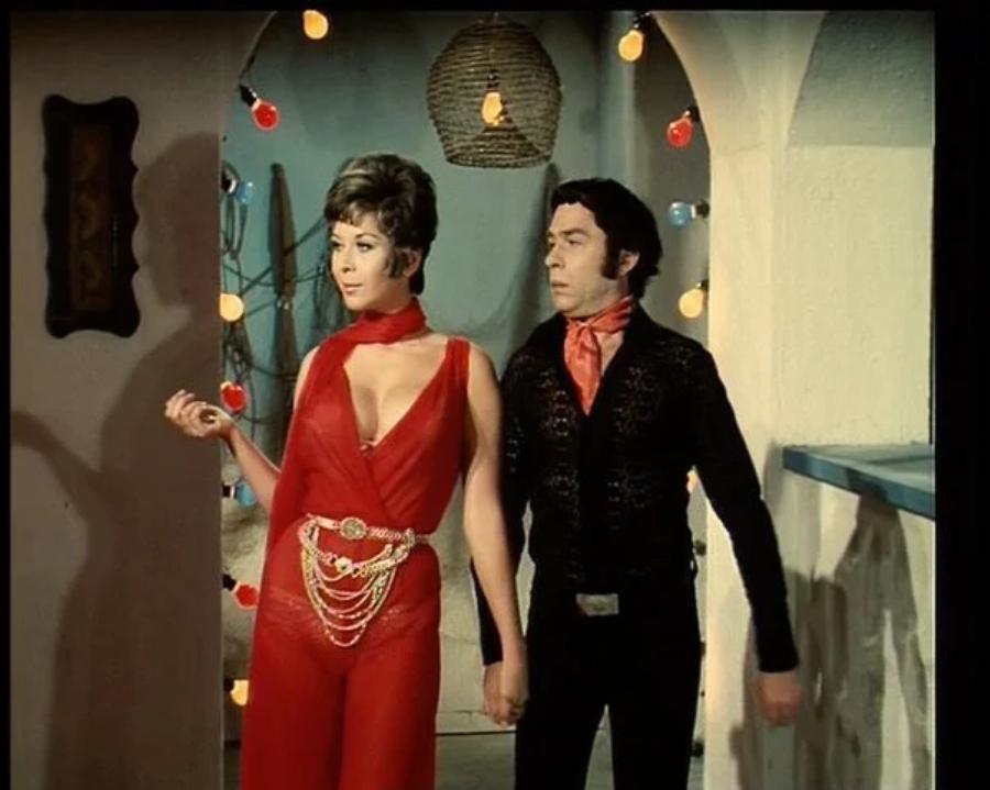 Ρία Δελούτση: H μεγάλη επιτυχία στα καλλιστεία, ο θάνατος του γιου της και η απομόνωση