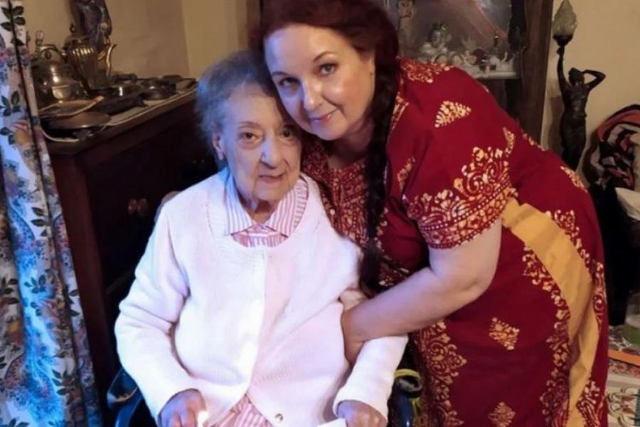 Η κόρης της Ροζίτας Σώκου βγήκε από το νοσοκομείο μετά από πέντε μήνες νοσηλείας λόγω κορωνοϊού