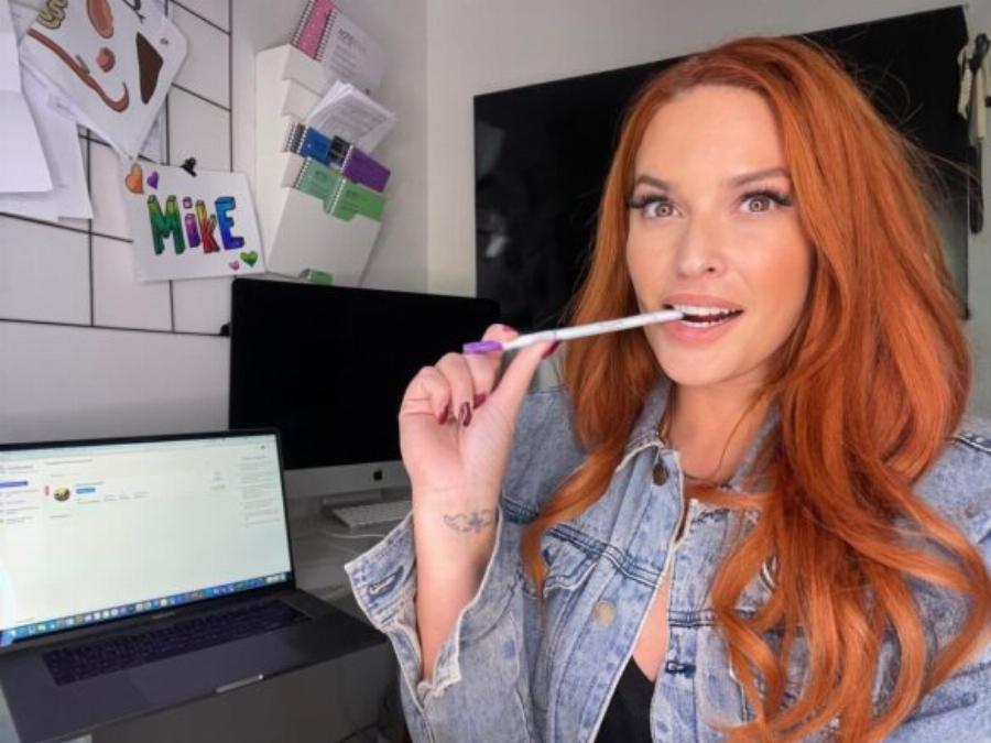 Σίσσυ Χρηστίδου: Αυτό είναι το «λευκό» μοντέρνο σπίτι της με τέλεια διακόσμηση και με δωμάτιο – ντουλάπα