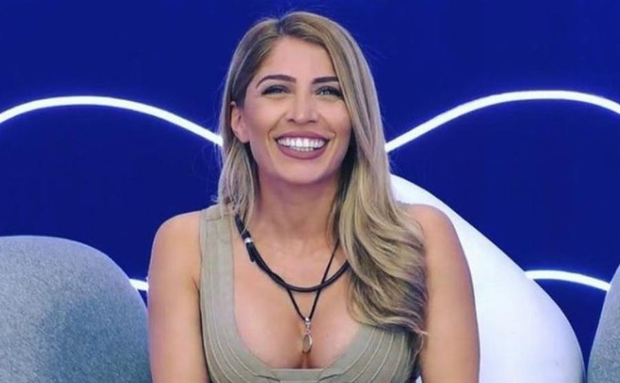 Σοφία Δανέζη: «Έχω πει πολλές φορές πως θα σταματήσω να ασχολούμαι με το τραγούδι»