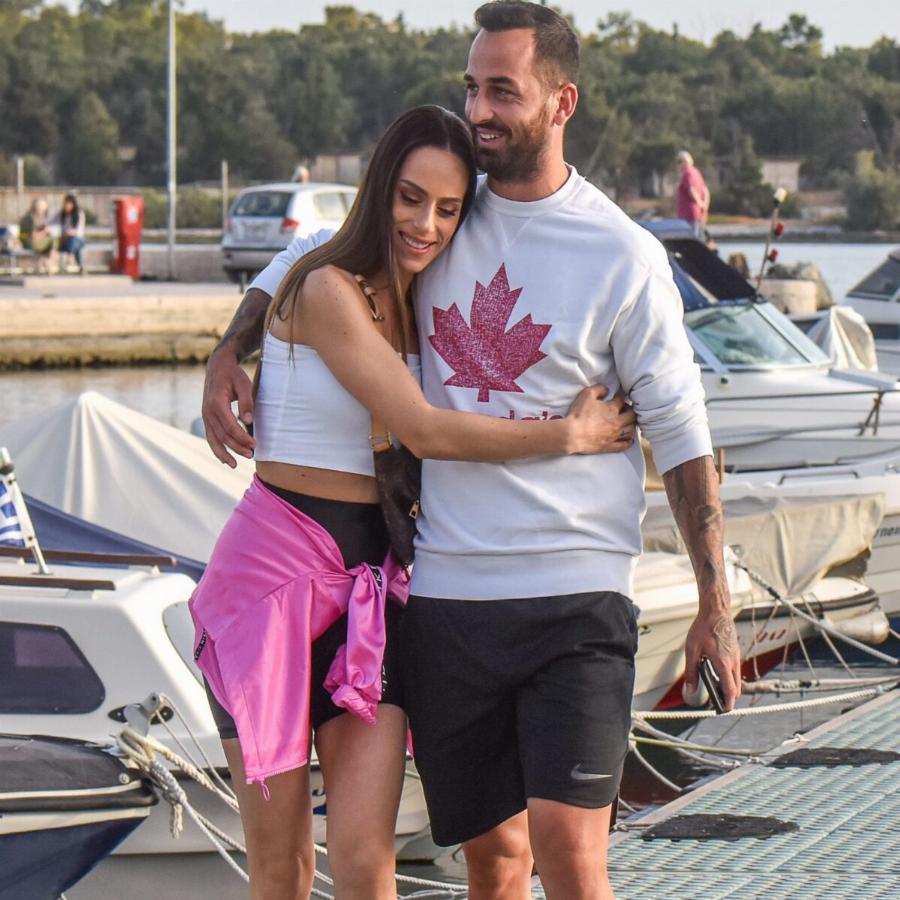 Άρης Σοϊλέδης και Μαρία Αντωνά: Το παραμυθένιο σπίτι όπου συγκατοικεί το ζευγάρι