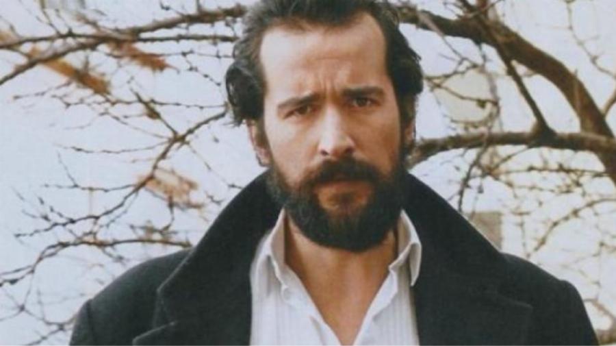 Τάσος Νούσιας: Η συμμετοχή στον «Σασμό», η περήφανη καταγωγή του, οι εφηβικές κόντρες με τις μηχανές, η γυναίκα της ζωής του και η κόρη του