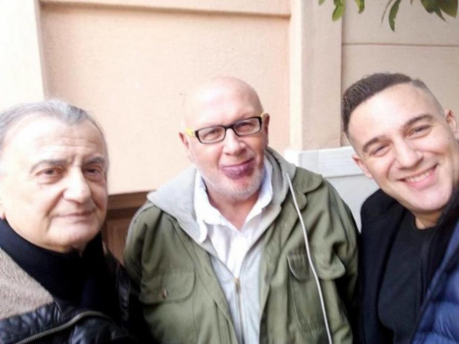 Θάνος Τζάνης: Η οικονομική ανασφάλεια, η απόσυρση από τα φώτα της δημοσιότητας και η αγροτική ζωή εκτός Αθήνας