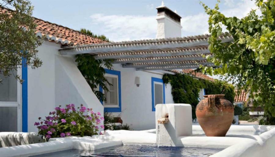 “Η αδερφή μου αγόρασε το εξοχικό των γονιών μας και μας ζητάει ενοίκιο για να πάμε εκεί για διακοπές”