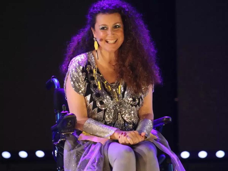 «Αυτά είναι τα χεράκια μου που συνέρχονται από γάγγραινα»: Η πρώτη φωτογραφία της Κατερίνας Βρανά όταν ξύπνησε από κώμα