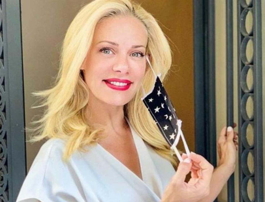 Ένα υπέροχο παλάτι για τη Ζέτα Μακρυπούλια: Η βίλα στο κέντρο της Αθήνας με τον μεγάλο κήπο μετά από τον χωρισμό με τον Χατζηγιάννη