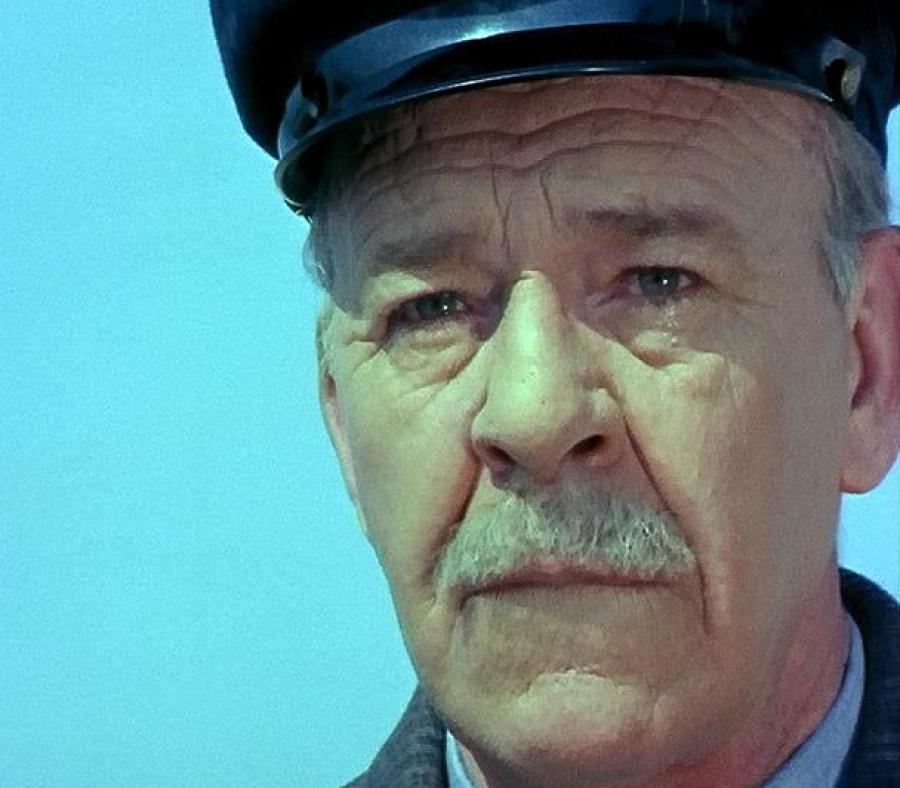 Λαυρέντης Διανέλλος: Το όνειρο που δεν πραγματοποιήθηκε ποτέ, το άδοξο τέλος και το ψευδώνυμο του “μπαμπά του κινηματογράφου”.