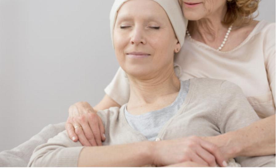 «Η πεθερά μου δεν σταμάτησε να φροντίζει τη γυναίκα μου, που έχει καρκίνο ενώ ήταν και η ίδια άρρωστη»