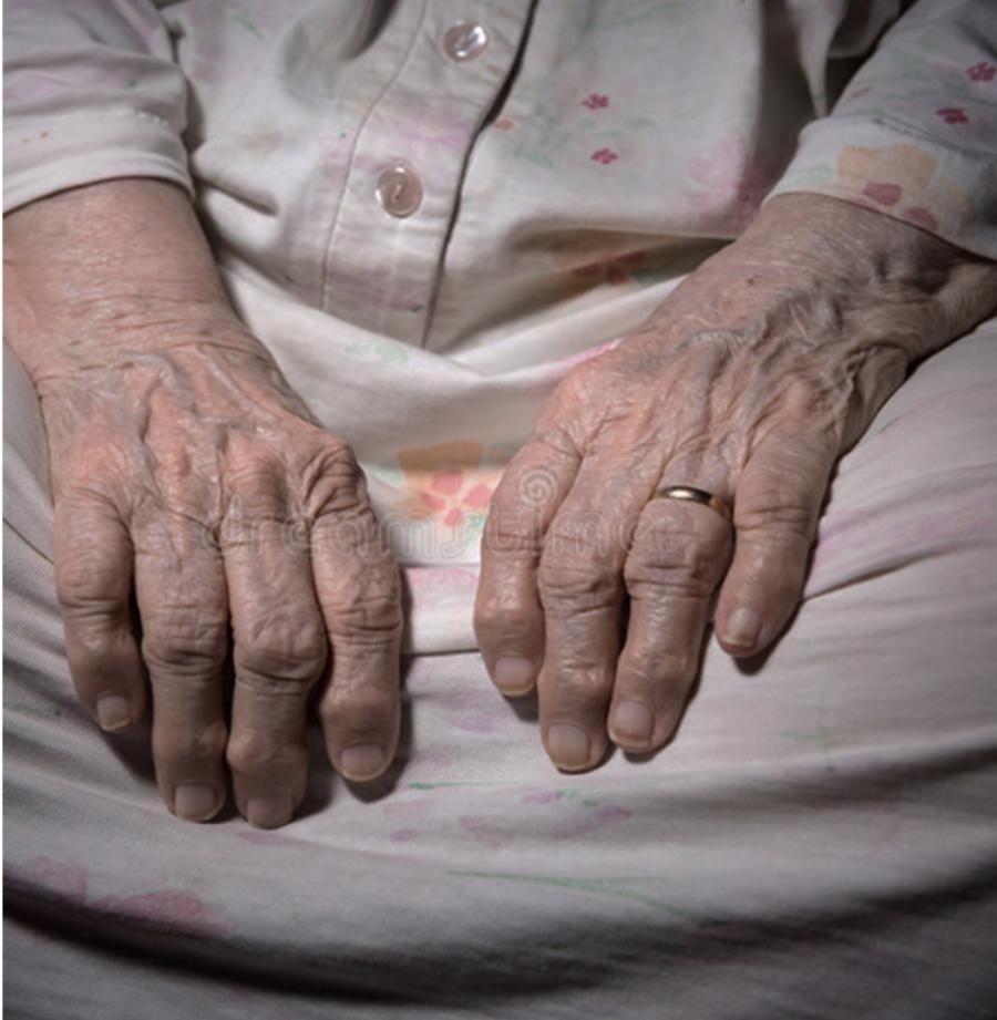 Θρήνος στην Κοζάνη: 73χρονη πέθανε μόνη στο σπίτι, λίγο πριν το Πάσχα