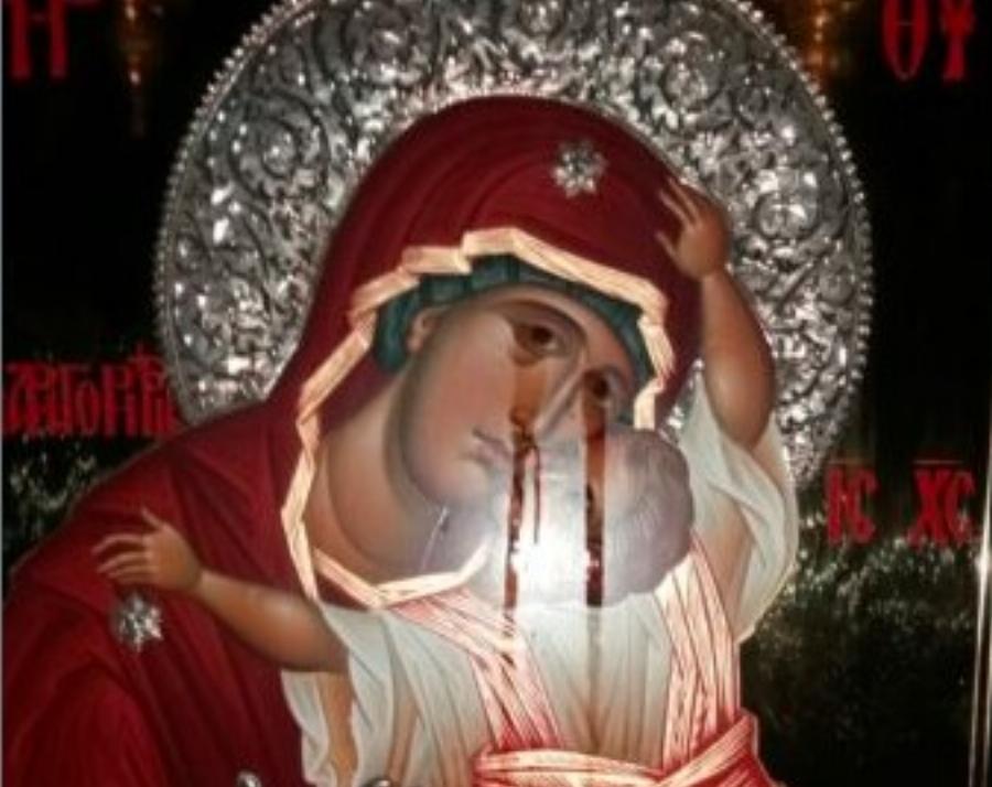 Μέγα το θαύμα στην Παναγία Παρηγορήτρια: Μύρο έτρεξε από την εικόνα της Παναγίας