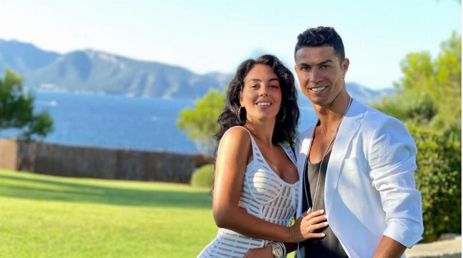 Κριστιάνο Ρονάλντο – Τζορτζίνα Ροντρίγκεζ: Οι δύσκολες στιγμές της αποβολής, η γνωριμία που κατέληξε σε σχέση και τα 100.000 ευρώ τον μήνα
