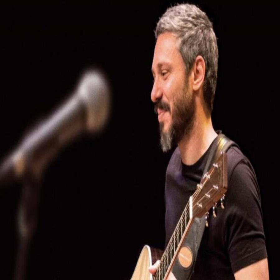 Αλκίνοος Ιωαννίδης: Η ιστορία του «Προσκυνητή» – Το Άγιο Όρος και η αληθινή ιστορία αγάπης πίσω από το υπέροχο τραγούδι