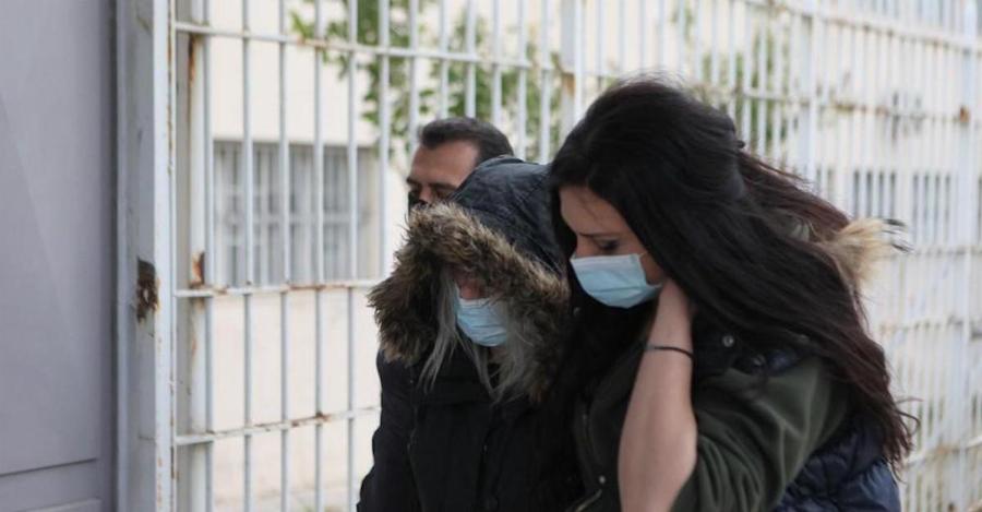 «Η Ρούλα Πισπιρίγκου δεν τρώει στη φυλακή – Εχει χάσει 6 κιλά σε 3 ημέρες»: Όσα υποστηρίζει ο δικηγόρος της