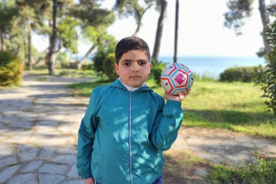 Πανελλήνια συγκίνηση: Ποιος είναι ο μικρός Λέανδρος που συγκίνησε το γήπεδο της Τούμπας