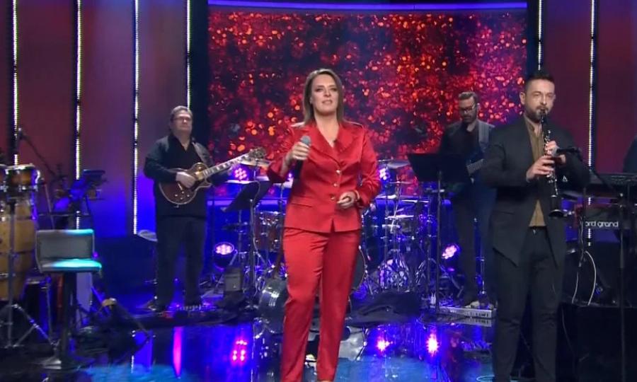 Γωγώ Τσαμπά: Έχασε 25 κιλά και εξηγεί δημόσια πως τα κατάφερε – Πιο αδύνατη από ποτέ η λαϊκή τραγουδίστρια