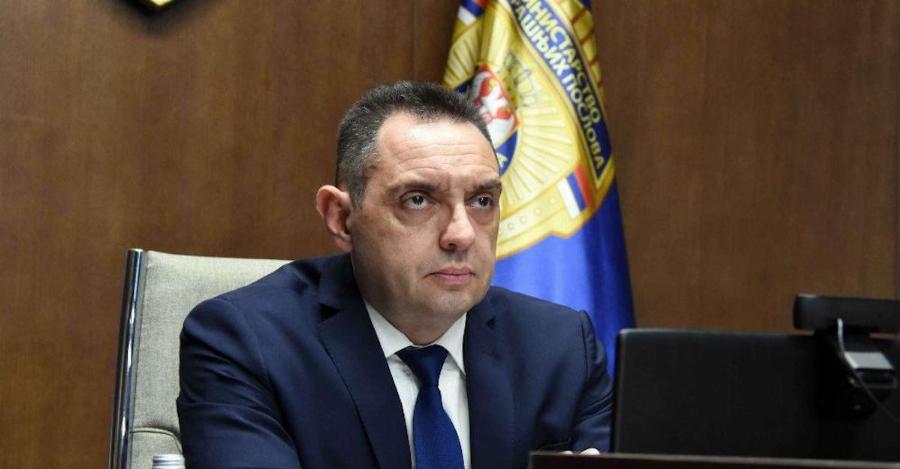 «Αυτοί που μας βομβάρδισαν δεν μπορούν να ζητούν να ενταχθούμε στις κυρώσεις κατά της Ρωσίας», Σέρβος Υπουργός Εσωτερικών