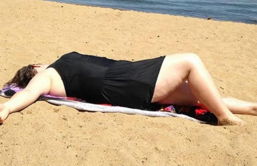 Μόλις είδε τη φώτο που την έβγαλε ο γιος της ντράπηκε, αυτό που της είπε όμως… δεν πεpίμενε να το ακούσει