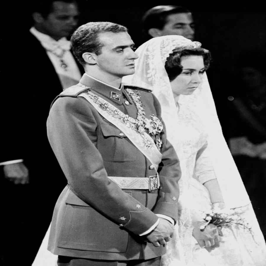 Πριγκίπισσα Σοφία: Ο παραμυθένιος βασιλικός γάμος στην Ελλάδα, η τελετή που άφησε εποχή και το εκθαμβωτικό νυφικό