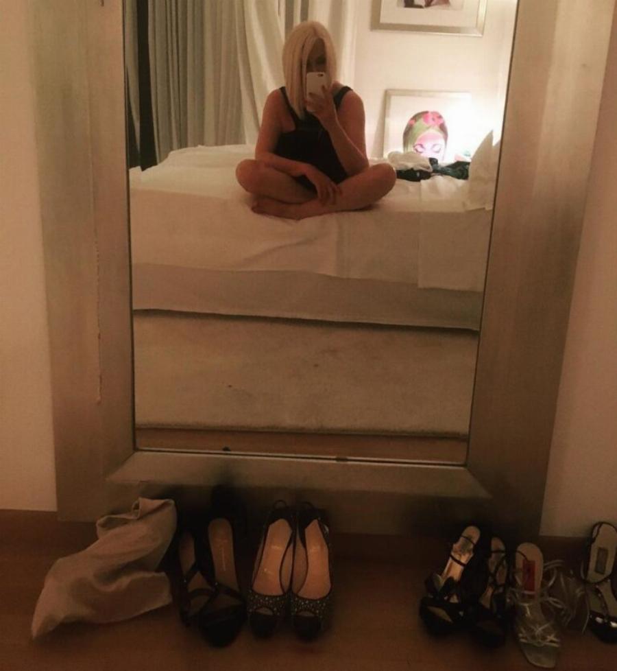 Ρούλα Κορομηλά: Εικόνες από την πολυτελή μεζονέτα της πρώην παρουσιάστριας στην Κηφισιά – Η πισίνα και ο ονειρικός κήπος