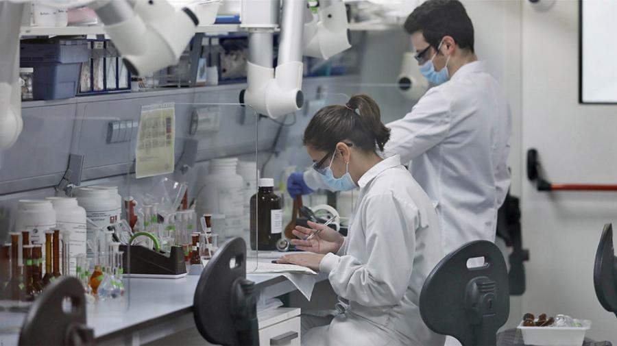 Πανδημία: Προειδοποίηση για νέο κύμα μετάλλαξης Δέλτα μέσα στο καλοκαίρι που δεν την «πιάνουν» τα τεστ