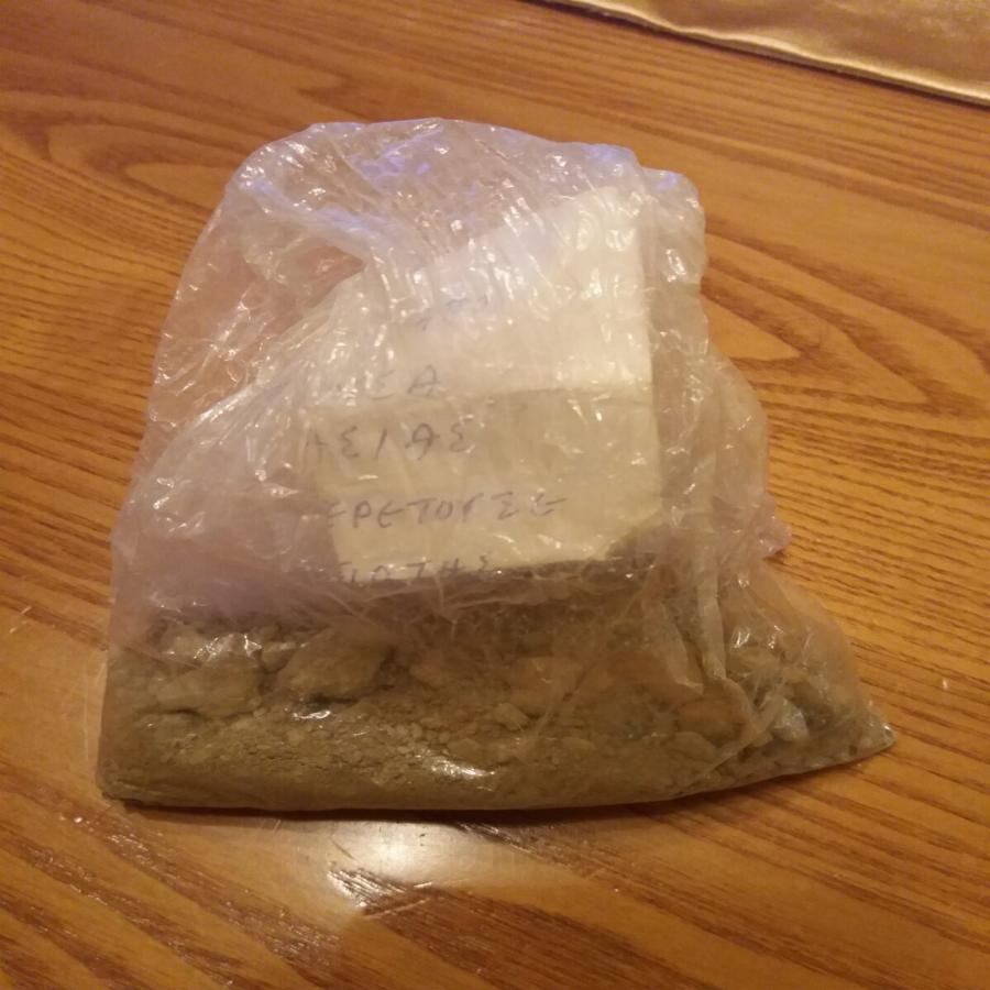 Βρήκε μέσα στο εικονοστάσι της μητέρας του χώμα από τη Μικρά Ασία στο Ηράκλειο