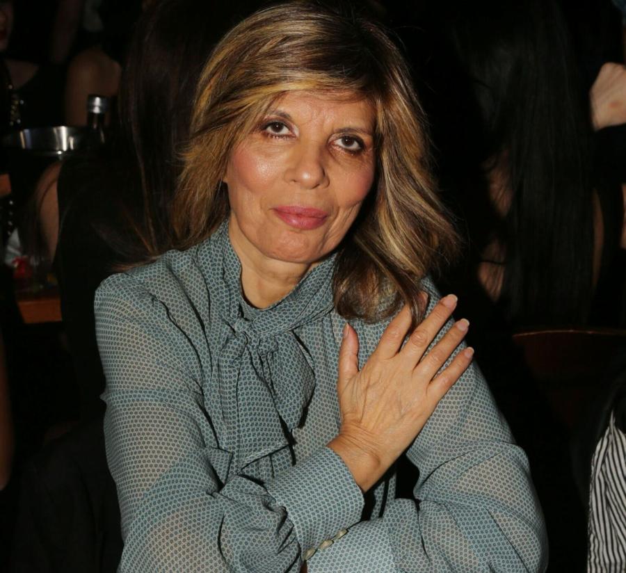 Κατερίνα Στανίση: Τα φτωχικά χρόνια, το ξύλο από τον άντρα της, τα οικονομικά ζητήματα, η κατάθλιψη και η γυναίκα που έφυγε στα χέρια της