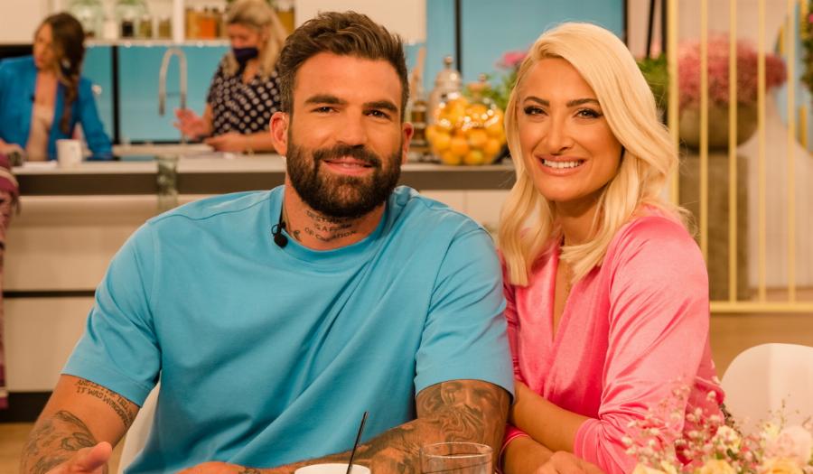 Δημήτρης Αλεξάνδρου: «Η Τούνη είναι ο πιο εργατικός άνθρωπος, ξυπνάει 6μιση το πρωί και δουλεύει»