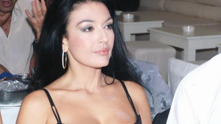 Ελένη Φιλίνη: Η ζωή της που τέθηκε σε κίνδυνο, ο λόγος που δεν έκανε παιδιά, το παράπονο για την ηλικία της και η σπάνια φωτογραφία