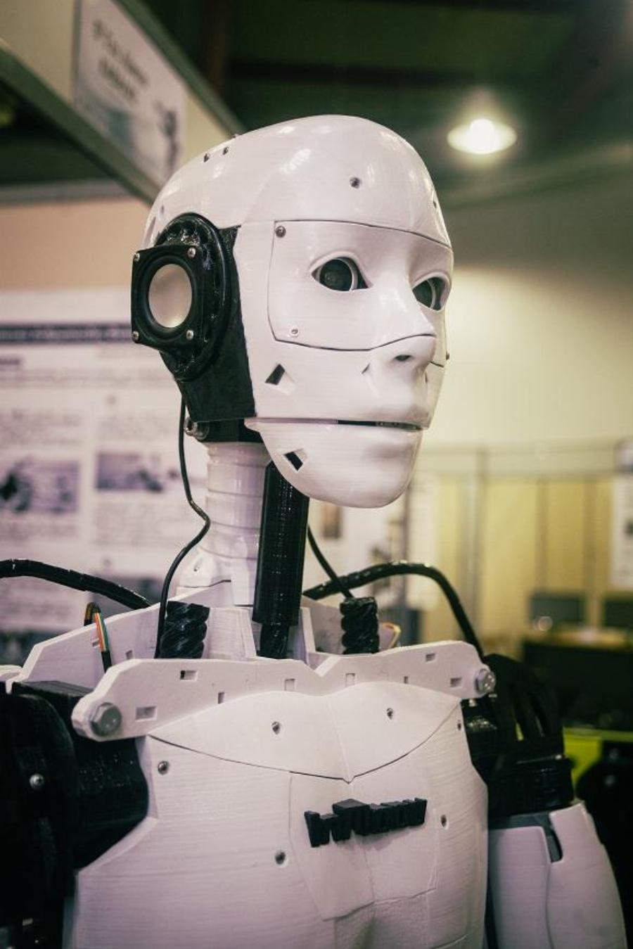 Δημήτρης Χατζής: Ο Έλληνας μαθητής που φτιάχνει ρομπότ με τεχνητή νοημοσύνη και υποκλίνεται όλος ο πλανήτης