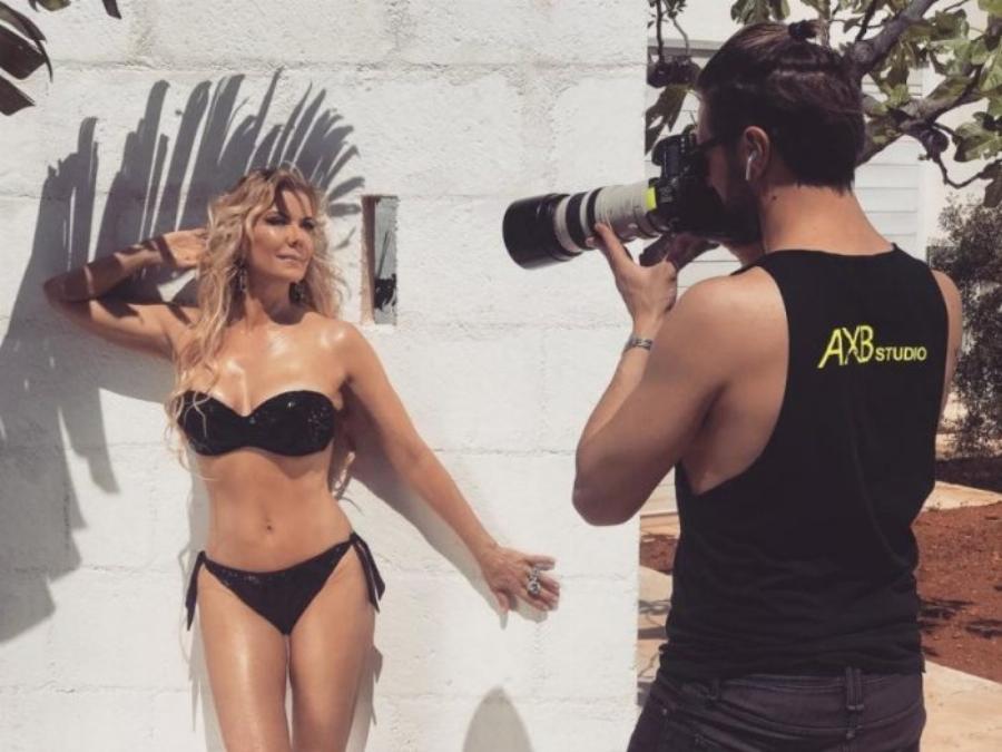 Η Μπρουκ του “Τόλμη και Γοητεία” με μπικίνι στα 60 της, είναι το όνειρο κάθε άντρα: Καλύτερη και από 25αρα