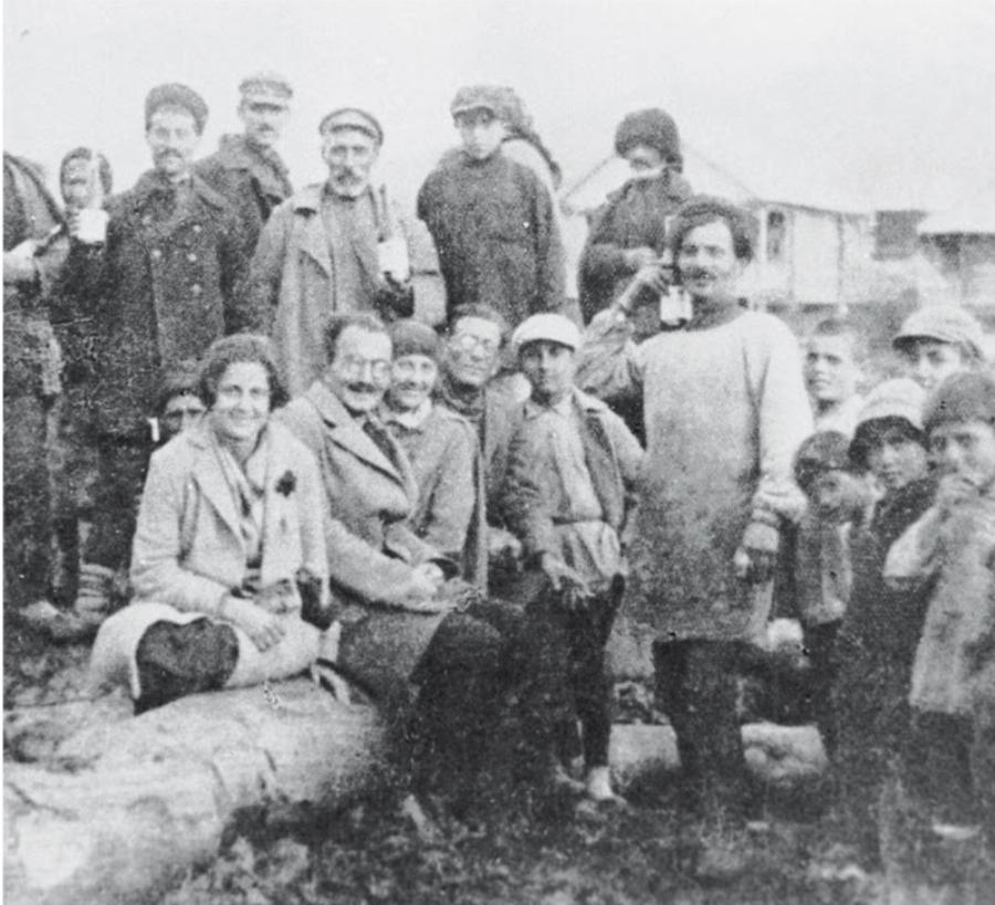 Νίκος Καζαντζάκης: Το σπίτι του θρυλικού ποιητή, η πρόσφατη εντυπωσιακή ανακαίνιση, το εσωτερικό και η τιμή πώλησης του