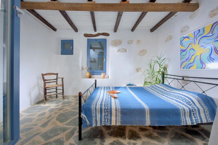 Νίκος Καζαντζάκης: Το σπίτι του θρυλικού ποιητή, η πρόσφατη εντυπωσιακή ανακαίνιση, το εσωτερικό και η τιμή πώλησης του